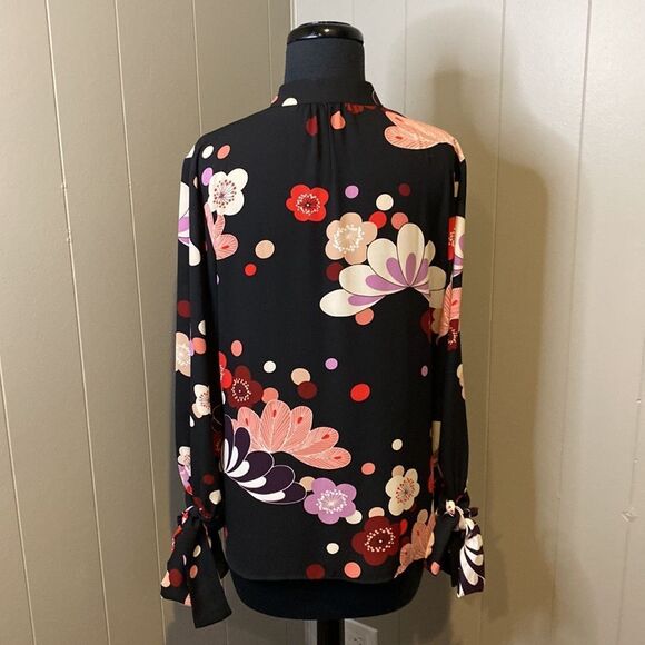 Z Ann Taylor Women’s Small Blouse Floral Long Sleeve Neck Clasp Slit Cuff Ties - Picture 5 of 8